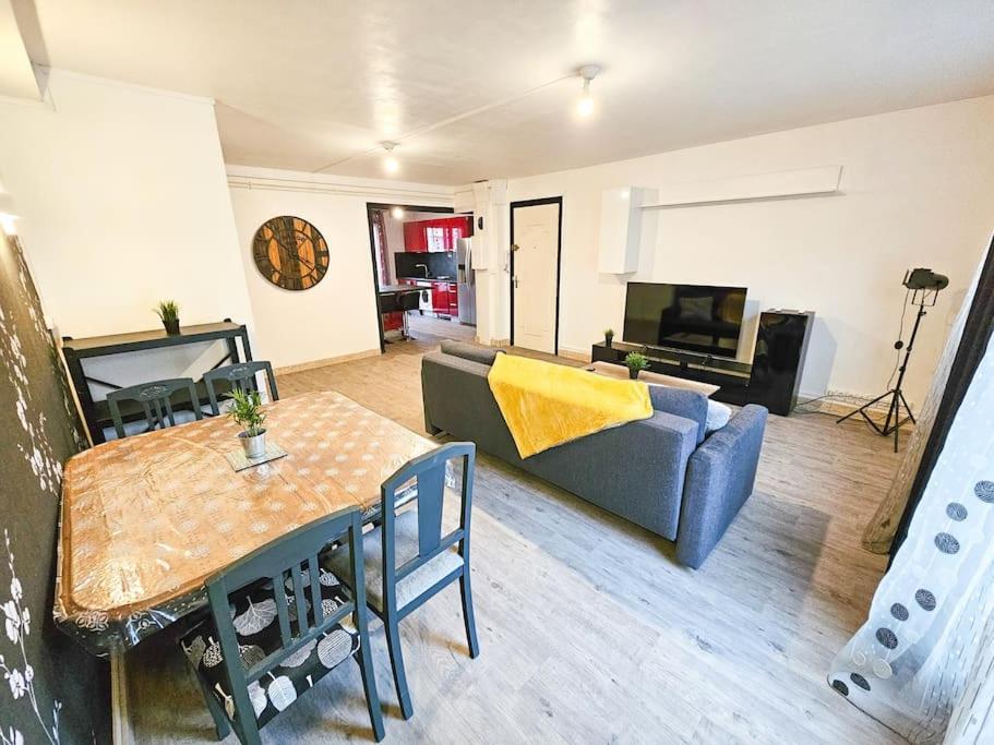 סן-אטיין Le Bergson 3 Chambres Stationnement Gratuit מראה חיצוני תמונה