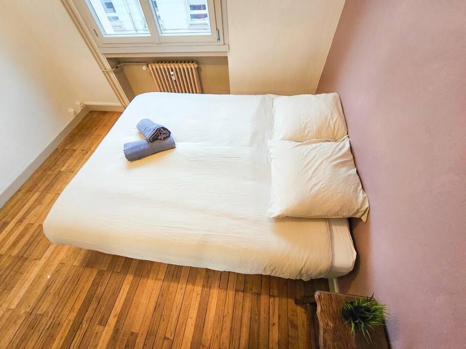 סן-אטיין Le Bergson 3 Chambres Stationnement Gratuit מראה חיצוני תמונה